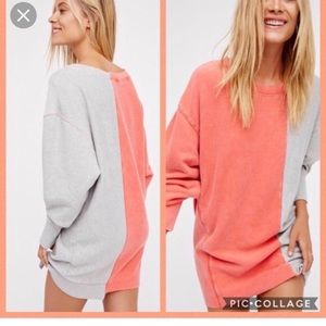 Free people oversized duel color sweatshirt
